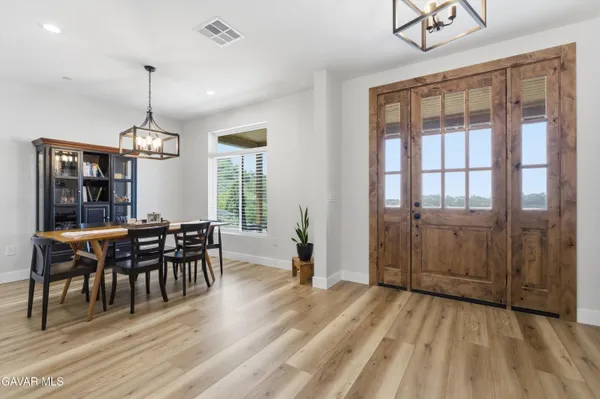 $750,000 | 27140 Shut Out Place, Tehachapi, CA 93561