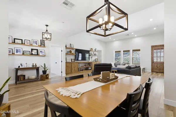 $750,000 | 27140 Shut Out Place, Tehachapi, CA 93561