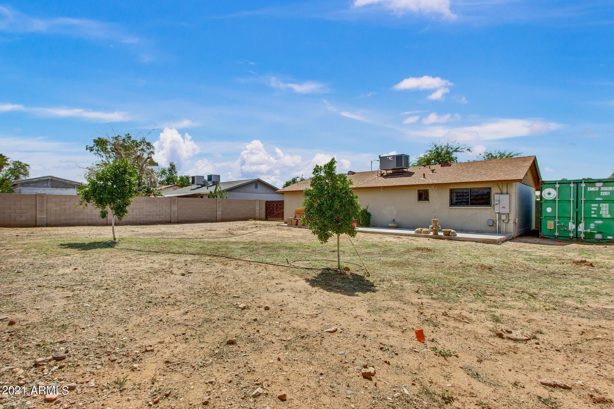 1822 West Utopia Road Phoenix, AZ 85027 - Photo 22 of 25 Backyard