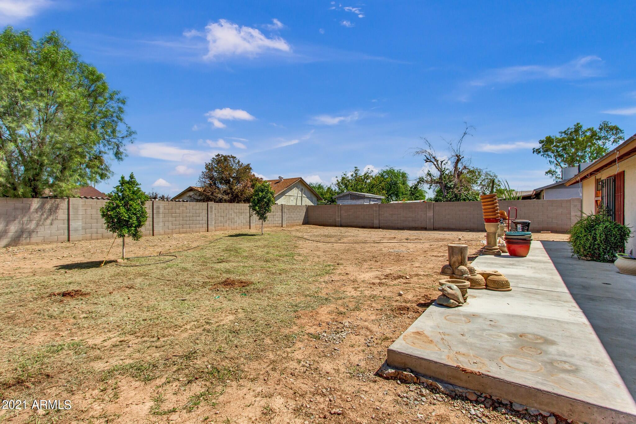 1822 West Utopia Road Phoenix, AZ 85027 - Photo 24 of 25 Backyard