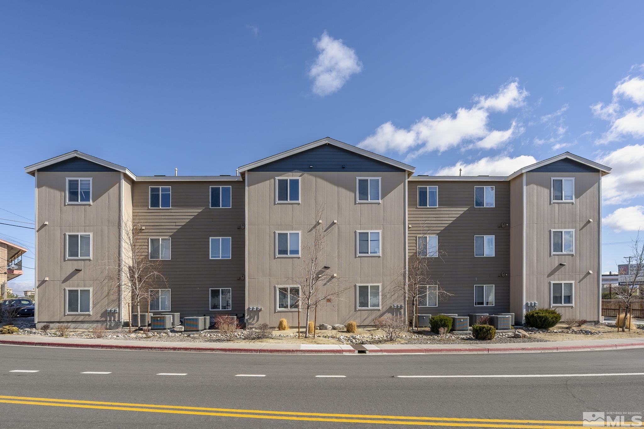 15 Gentry Way, Unit 12 Reno, NV 89502 - Photo 2 of 19 a front view of a building