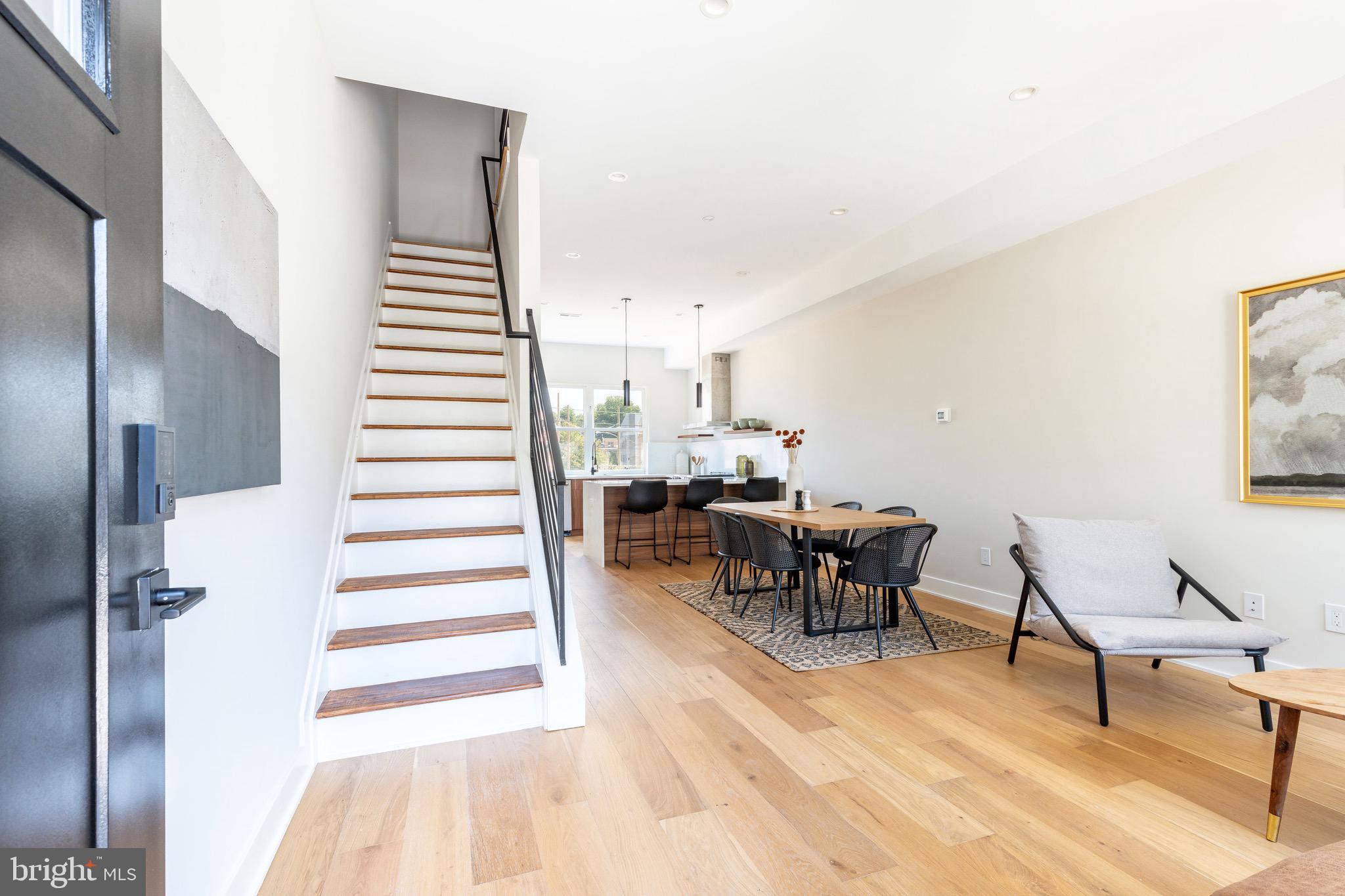 3843 Ridge Avenue Philadelphia, PA 19132 - Photo 5 of 33 a view of a livingroom with furniture and lounge chair