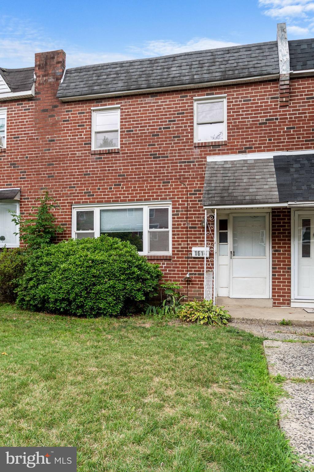 1614 Powell Road Brookhaven, PA 19015 - Photo 1 of 28