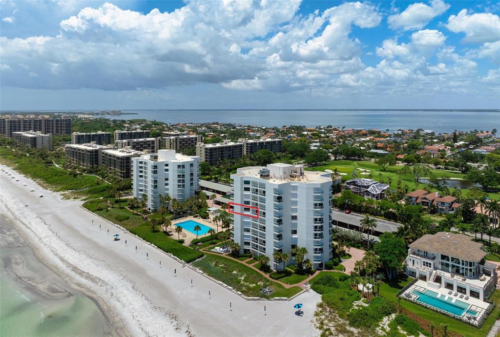 Gulf side condo. Amazing views!