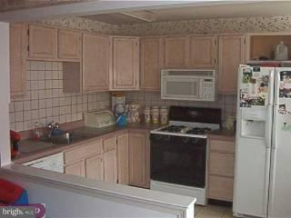 12727 Medford Road Philadelphia, PA 19154 - Photo 3 of 5