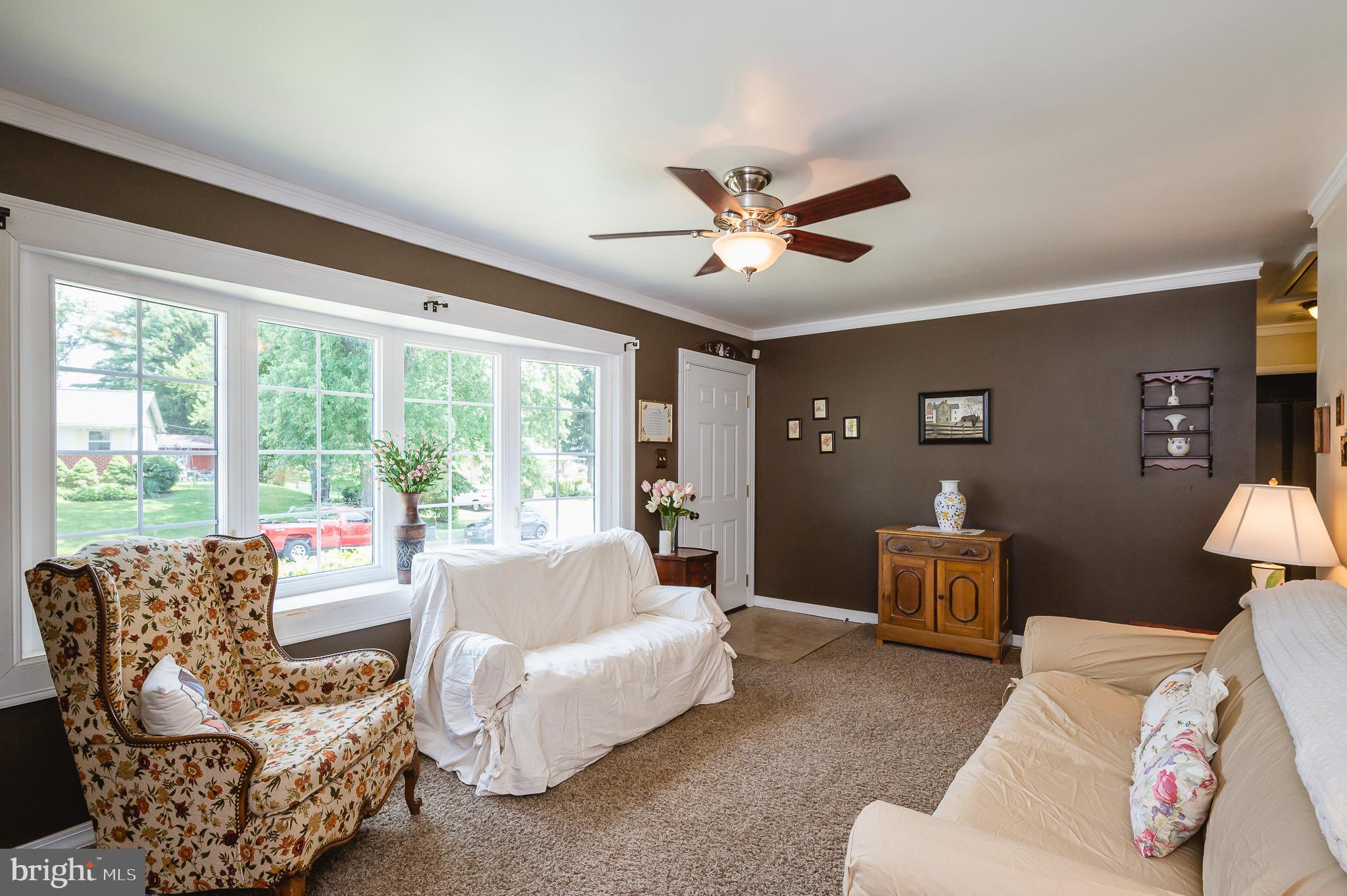 224 Embleton Road Owings Mills, MD 21117 - Photo 7 of 44 LIVING ROOM