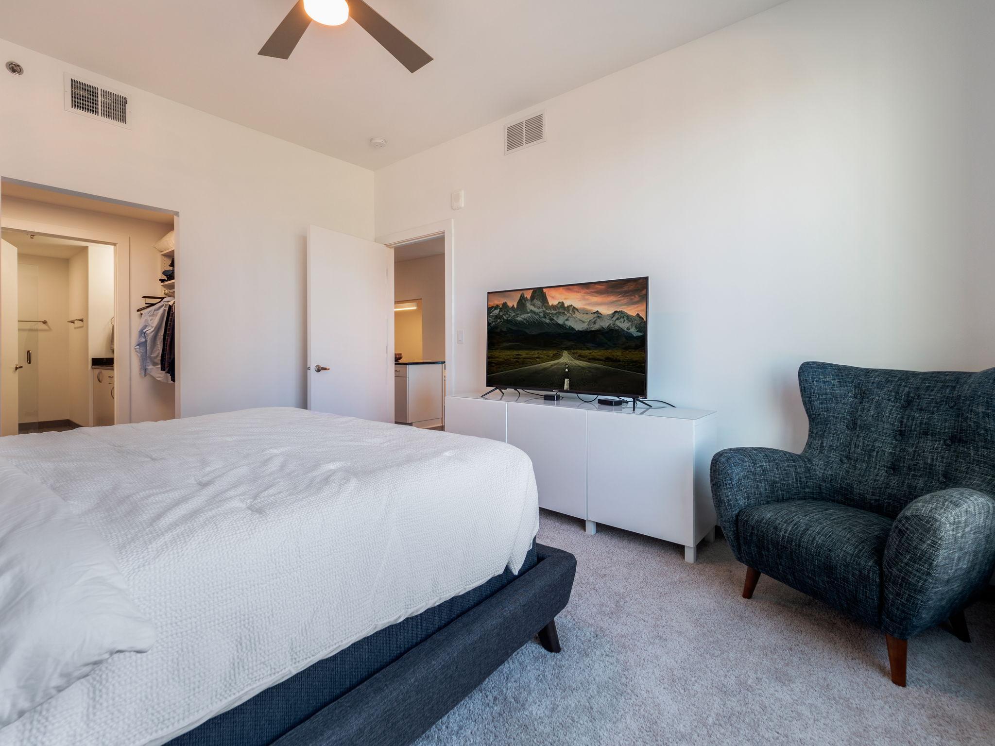 1240 South 2nd Street, Unit 520 Minneapolis, MN 55415 - Photo 13 of 53
