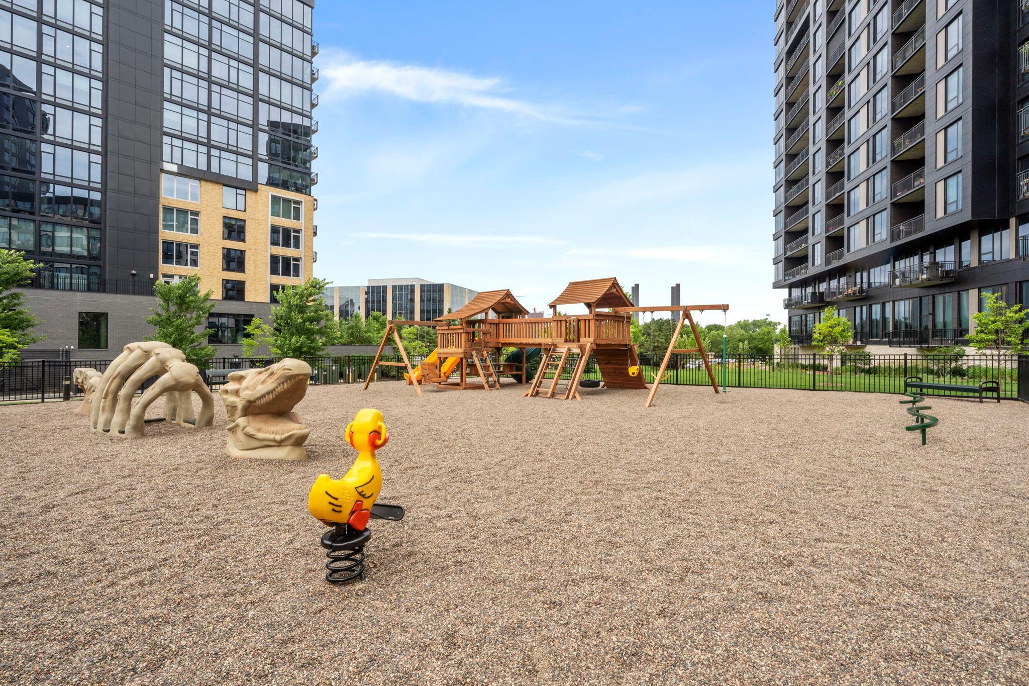 1240 South 2nd Street, Unit 520 Minneapolis, MN 55415 - Photo 47 of 53
