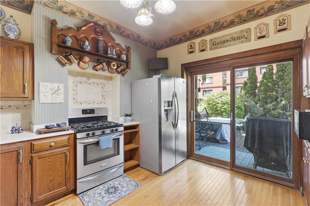 419 Hampton Street Pittsburgh, PA 15221 - Photo 16 of 49