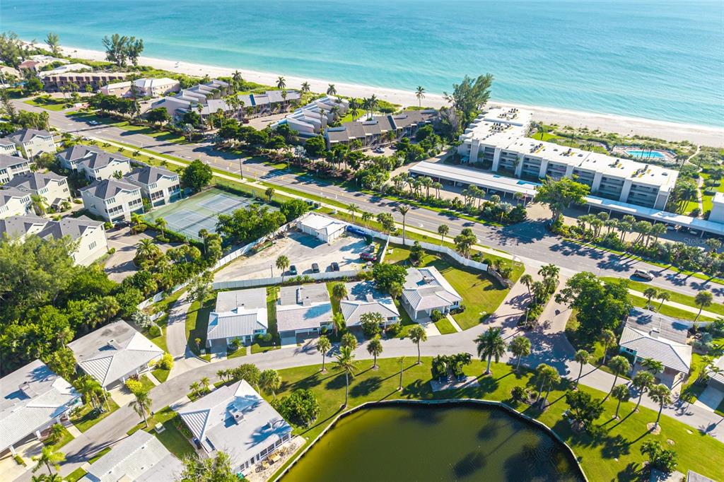 546 Spanish Drive South Longboat Key, FL 34228 - Photo 38 of 56 Gallery Image 38
