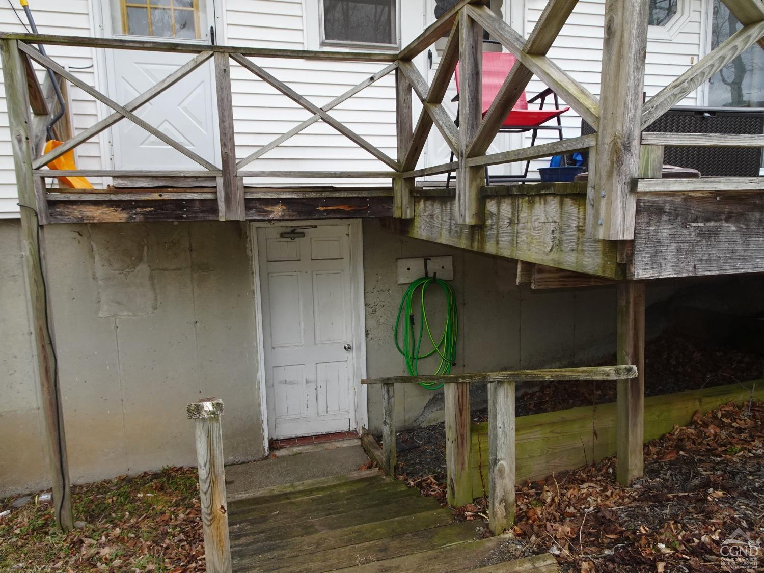 167 Highway 23 Claverack, NY 12513 - Photo 20 of 23 Access to secure Laundry area