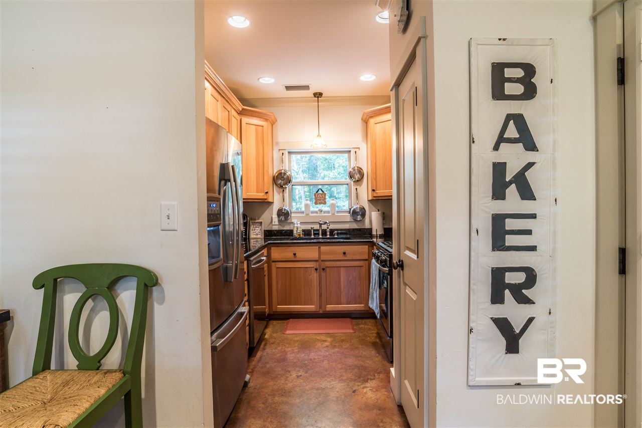 663 Bellangee Avenue Fairhope, AL 36532 - Photo 11 of 30