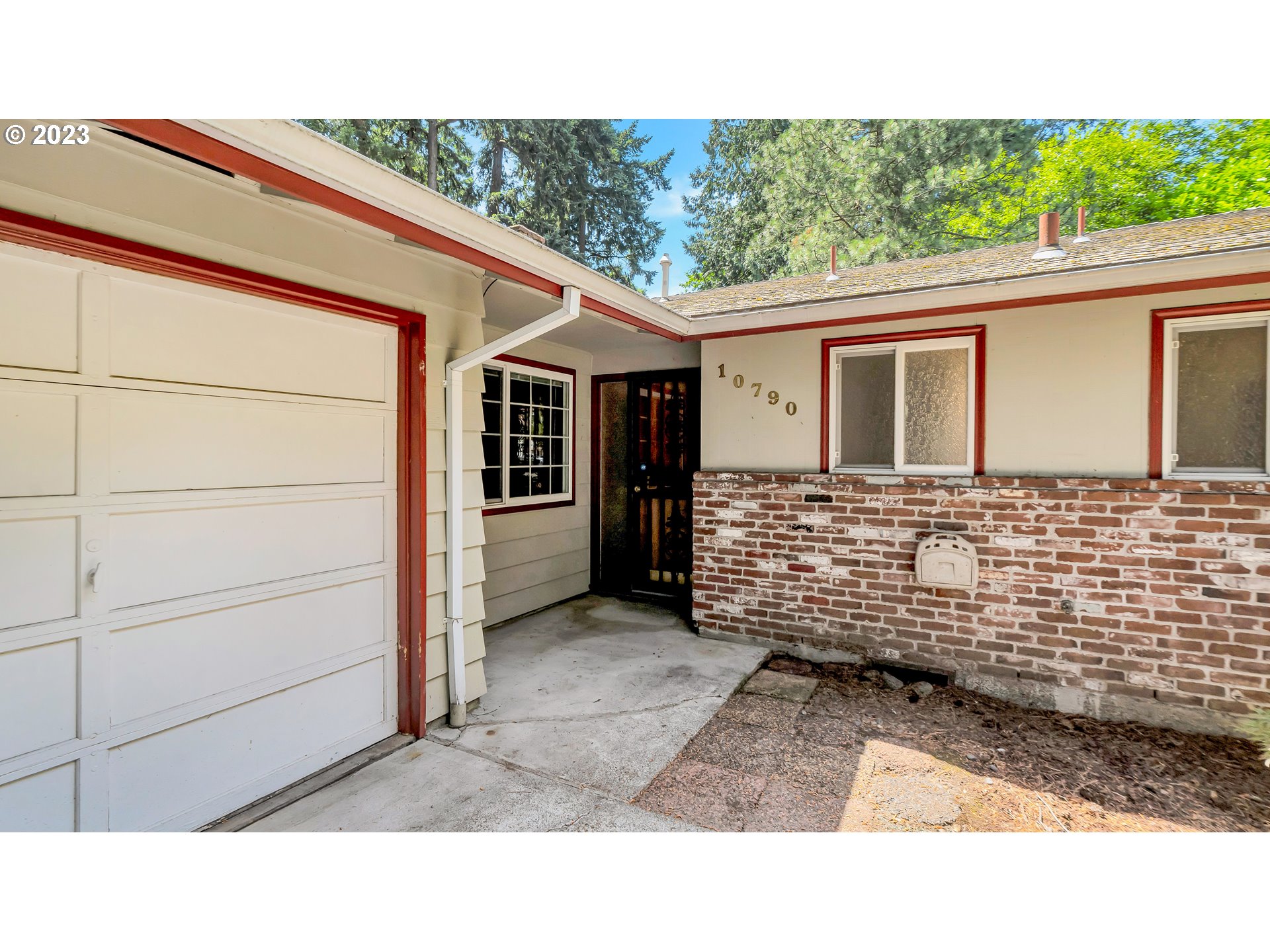 10790 Southwest Butner Road Portland, OR 97225 - Photo 4 of 35 Gallery Image 4