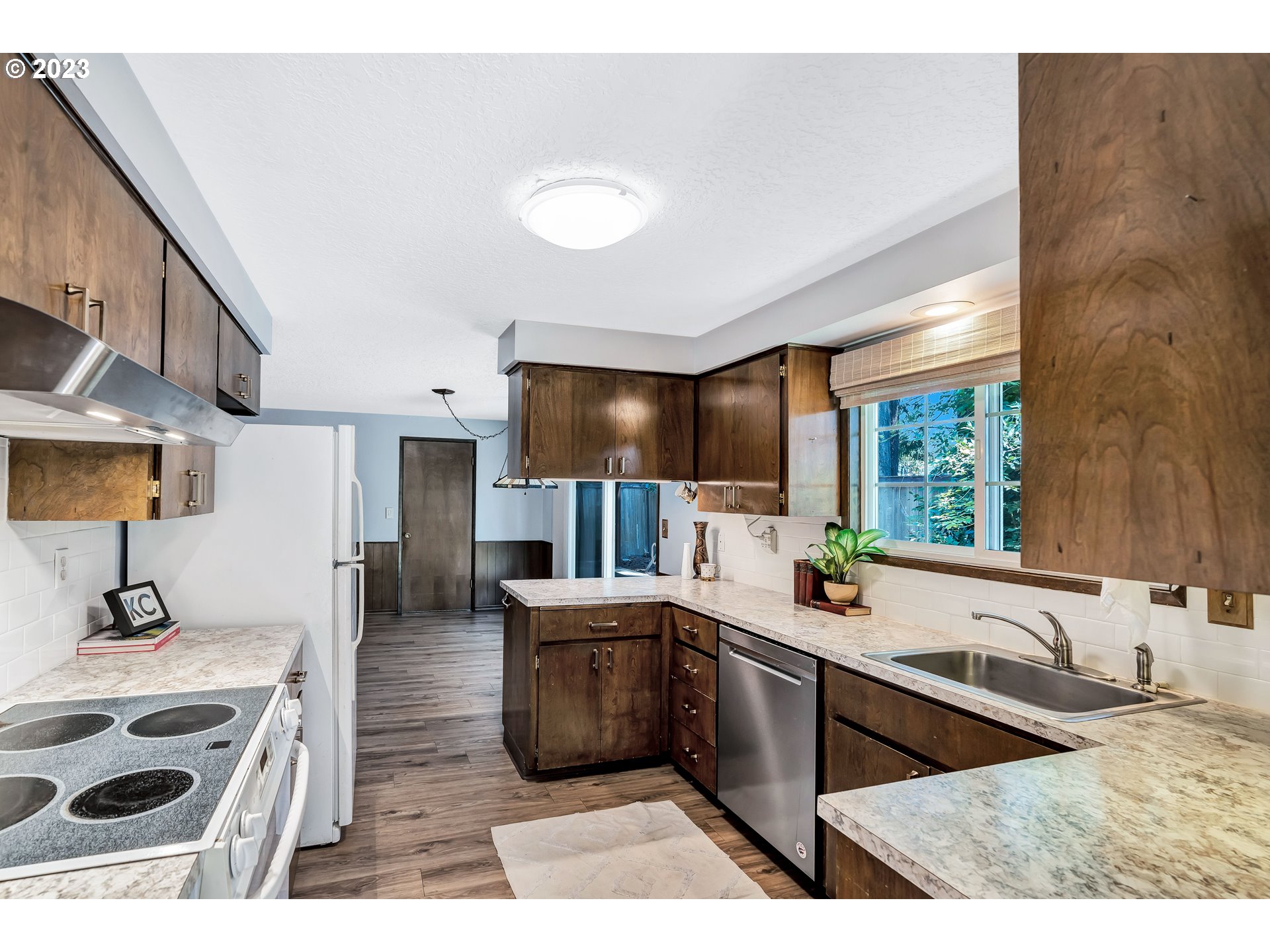 10790 Southwest Butner Road Portland, OR 97225 - Photo 8 of 35 Gallery Image 8