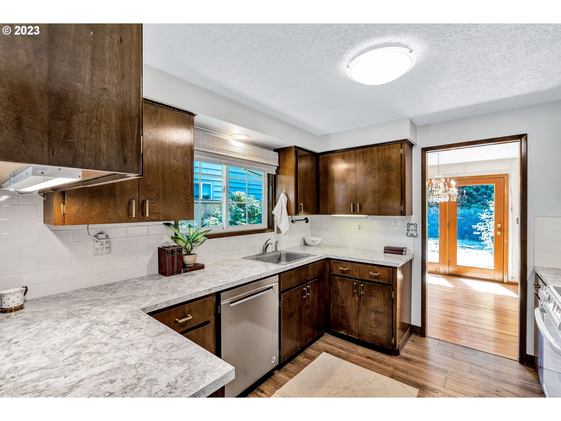 10790 Southwest Butner Road Portland, OR 97225 - Photo 10 of 35 Gallery Image 10