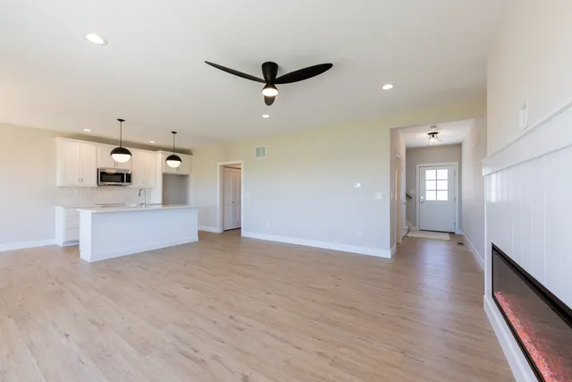 $399,900 | 3309 Palmer Drive, Champaign, IL 61822