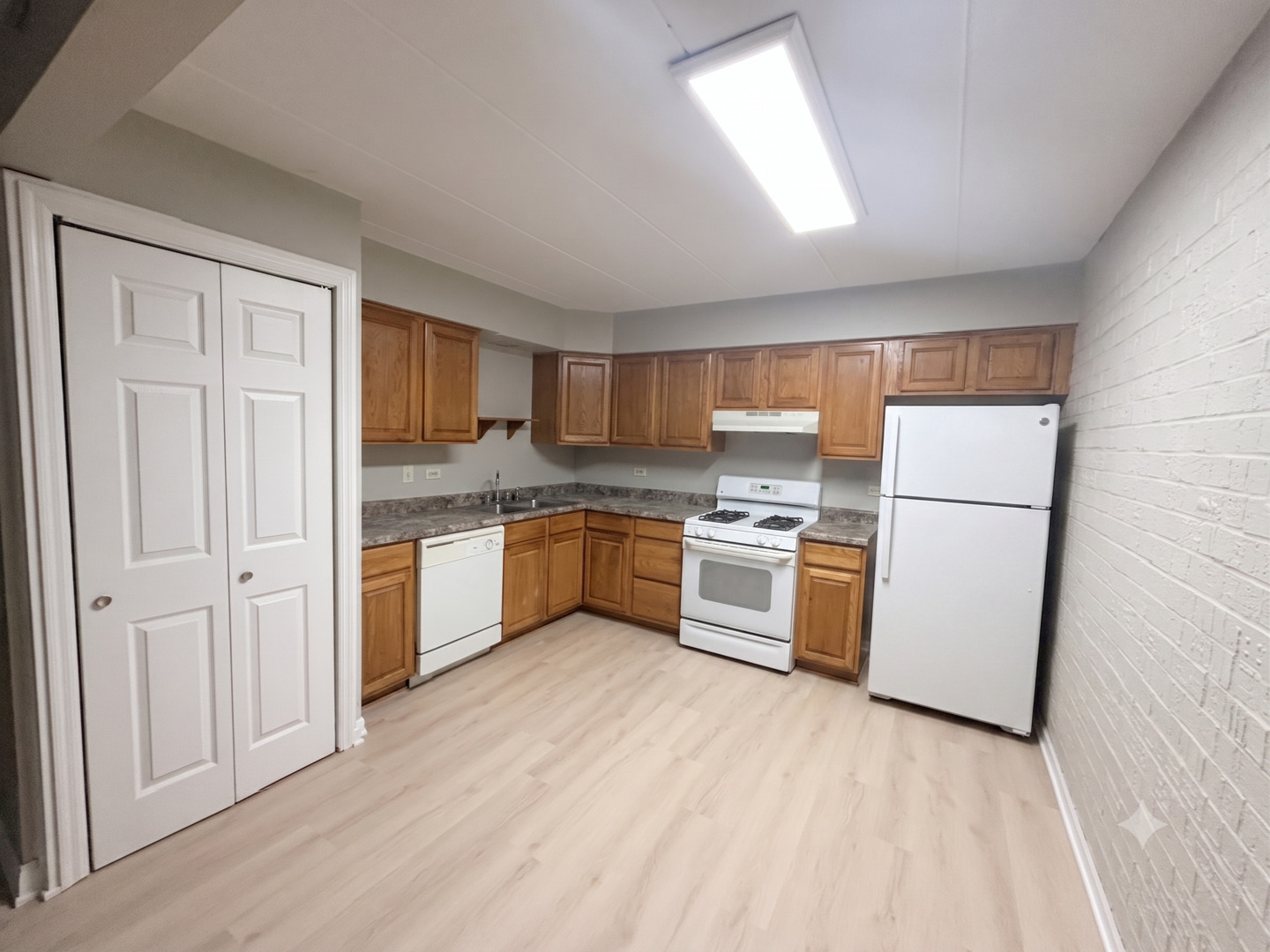 124 East Bailey Road, Unit A Naperville, IL 60565 - Photo 4 of 9
