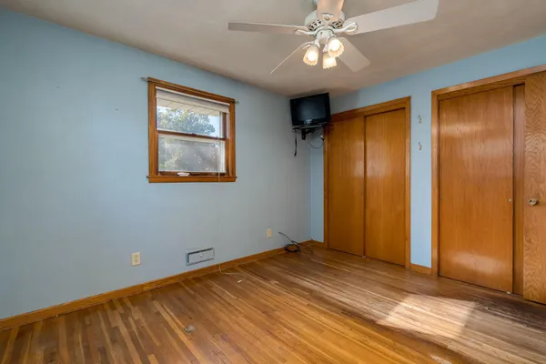 $209,900 | 340 2nd Avenue South, Amboy, MN 56010