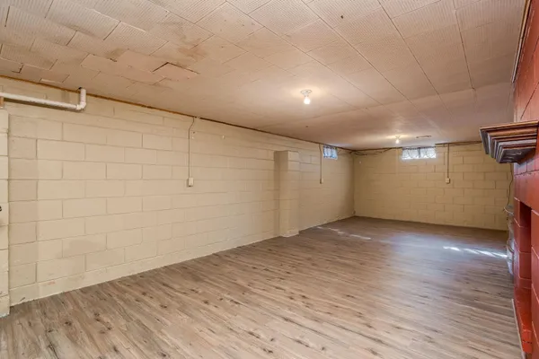 $209,900 | 340 2nd Avenue South, Amboy, MN 56010