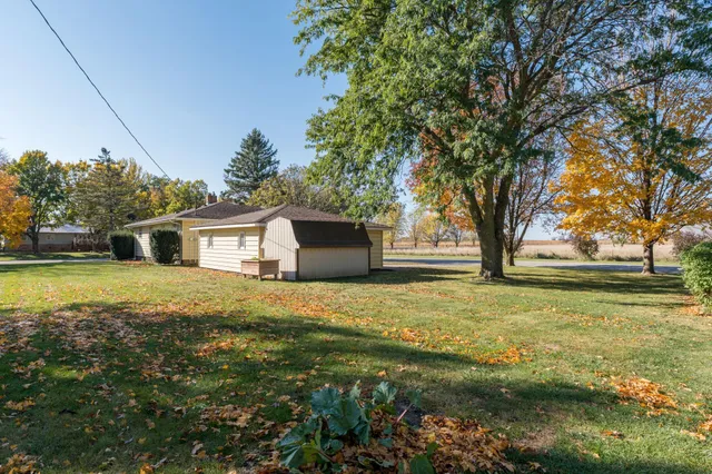 $209,900 | 340 2nd Avenue South, Amboy, MN 56010