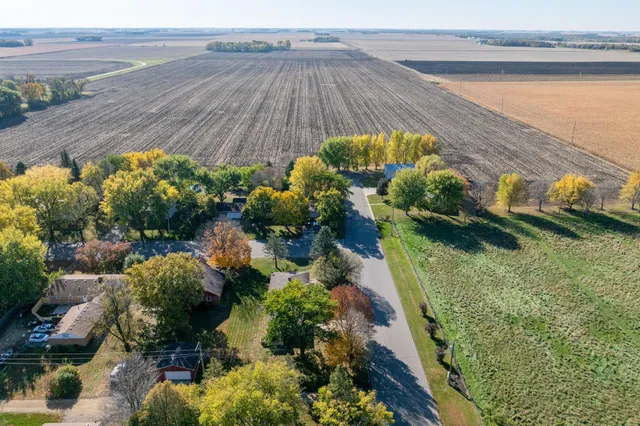 $209,900 | 340 2nd Avenue South, Amboy, MN 56010