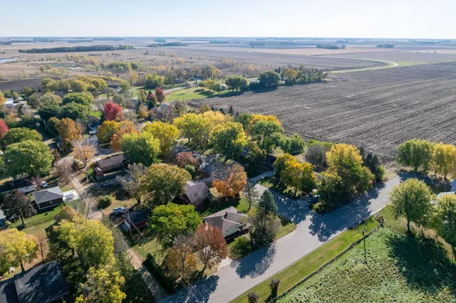 $209,900 | 340 2nd Avenue South, Amboy, MN 56010