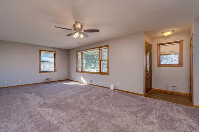 $209,900 | 340 2nd Avenue South, Amboy, MN 56010