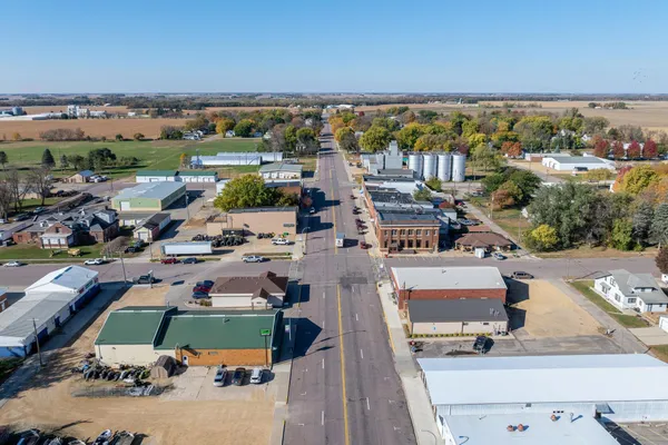 $209,900 | 340 2nd Avenue South, Amboy, MN 56010