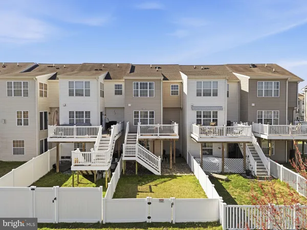 $375,000 | 8441 Stansbury Lake Drive, Baltimore, MD 21222