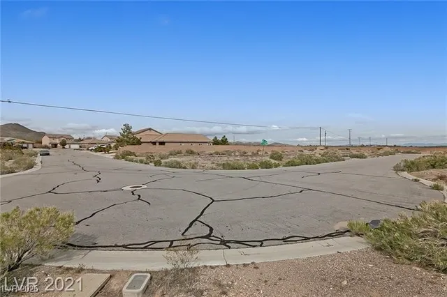 $725,000 | 150 Lake Breeze Street, Searchlight, NV 89046