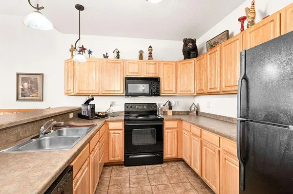 $589,000 | Two Burlington Road, Two Harbors, MN 55616