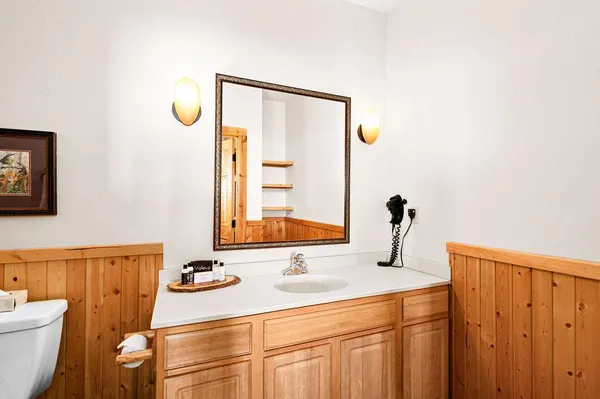 $589,000 | Two Burlington Road, Two Harbors, MN 55616