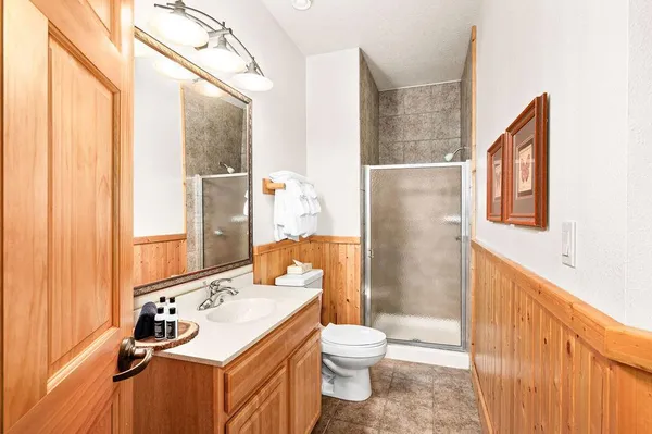 $589,000 | Two Burlington Road, Two Harbors, MN 55616