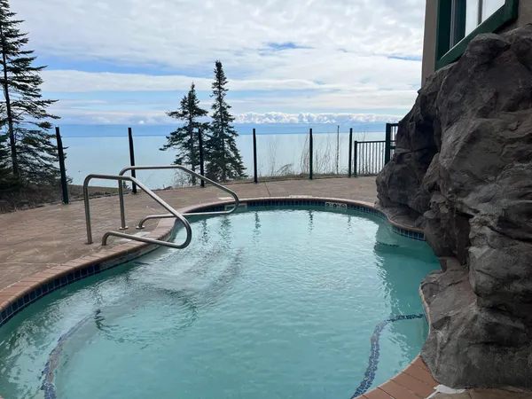 $589,000 | Two Burlington Road, Two Harbors, MN 55616