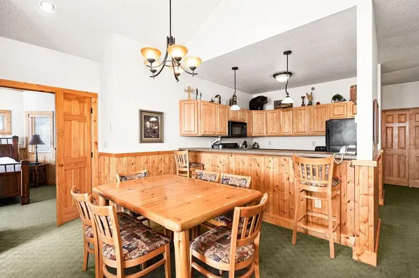 $589,000 | Two Burlington Road, Two Harbors, MN 55616