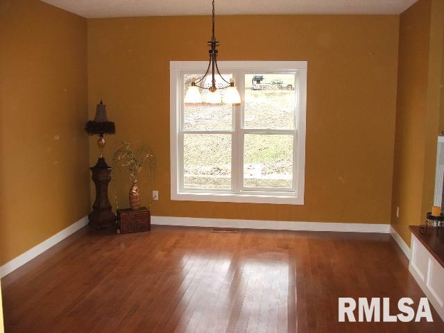 3471 Moencks Road Bettendorf, IA 52722 - Photo 6 of 9 Gallery Image 6
