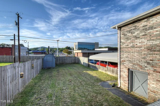 $234,900 | 308 East Cottage Avenue, Elizabethton, TN 37643