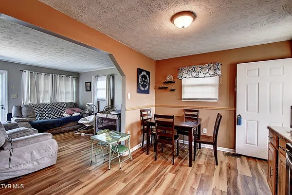 $234,900 | 308 East Cottage Avenue, Elizabethton, TN 37643