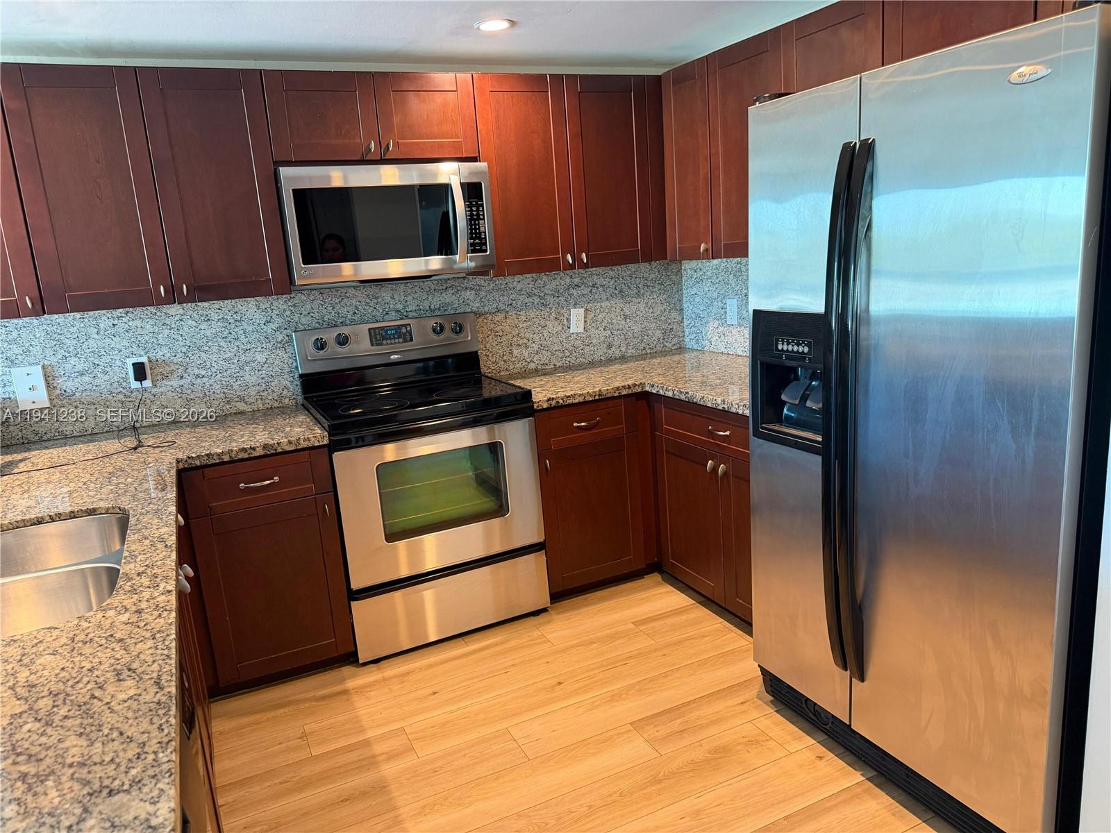 2740 Southwest 28th Terrace, Unit 507 Miami, FL 33133 - Photo 1 of 35