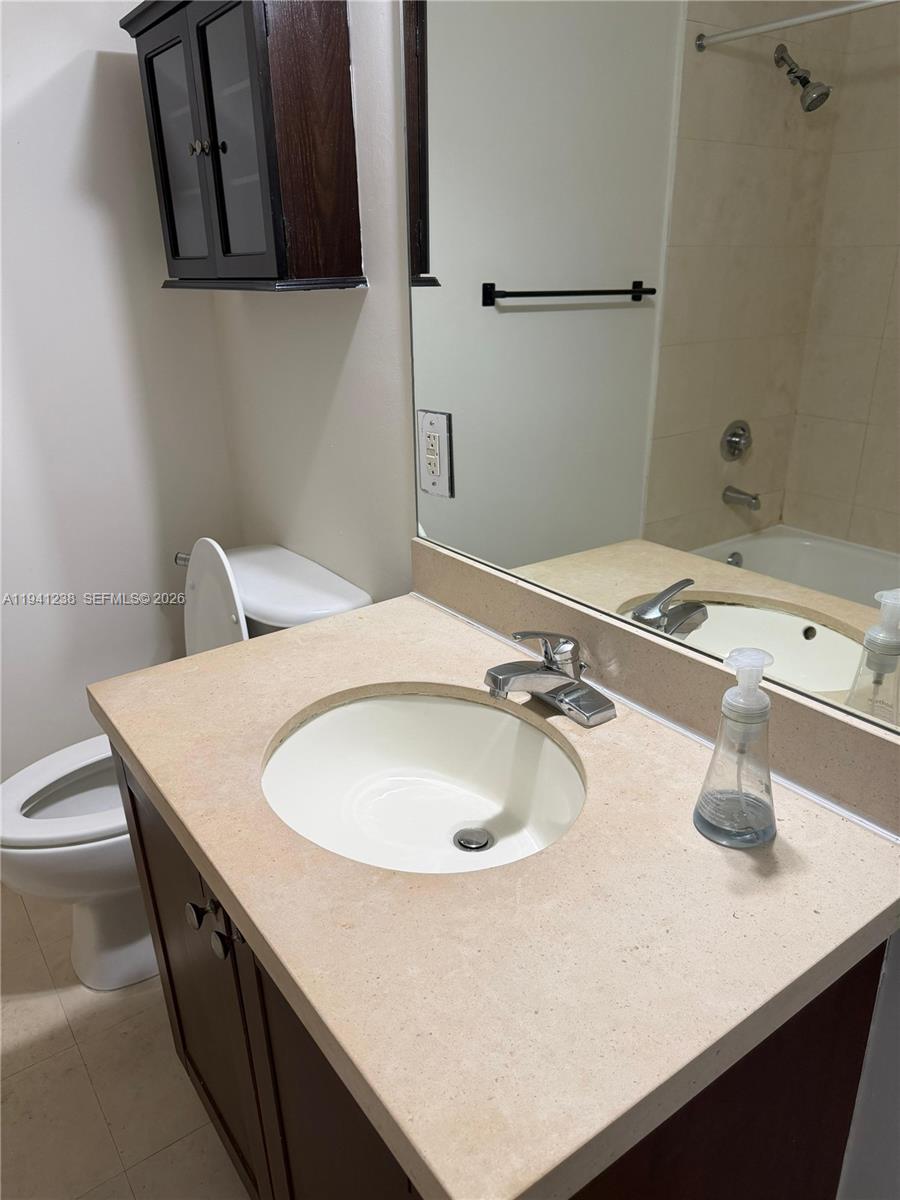 2740 Southwest 28th Terrace, Unit 507 Miami, FL 33133 - Photo 8 of 35