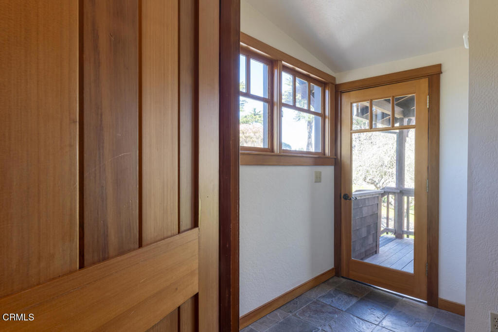 44920 Little Lake Road Mendocino, CA 95460 - Photo 24 of 62 Alcove West