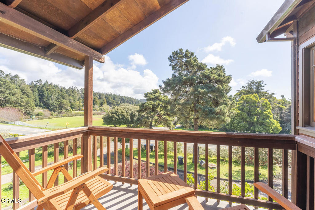 44920 Little Lake Road Mendocino, CA 95460 - Photo 31 of 62 Deck East