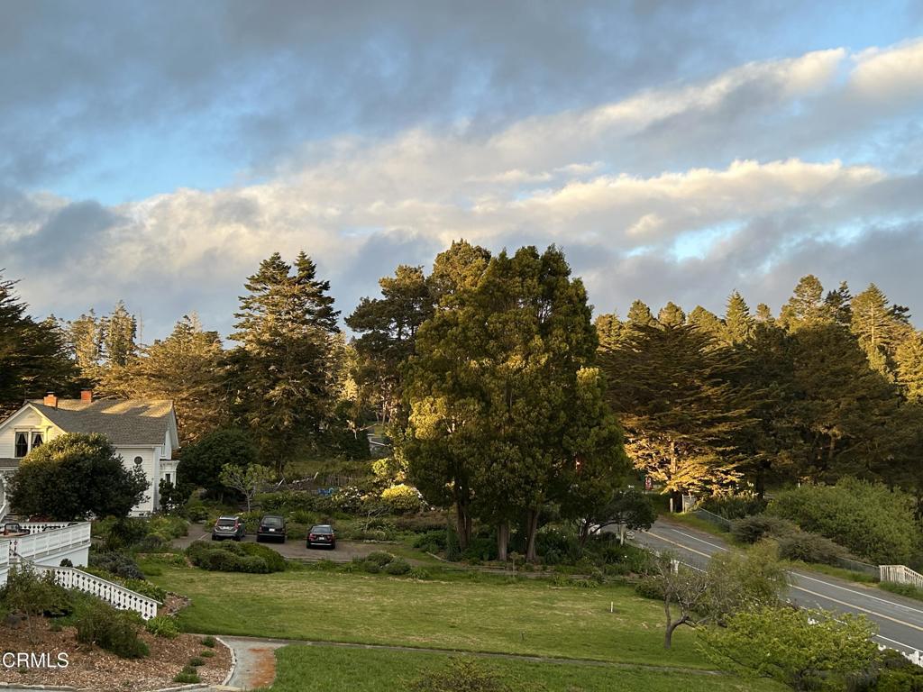44920 Little Lake Road Mendocino, CA 95460 - Photo 32 of 62 a view of a city
