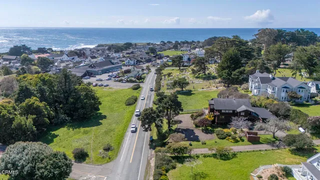 $1,895,000 | 44920 Little Lake Road, Mendocino, CA 95460