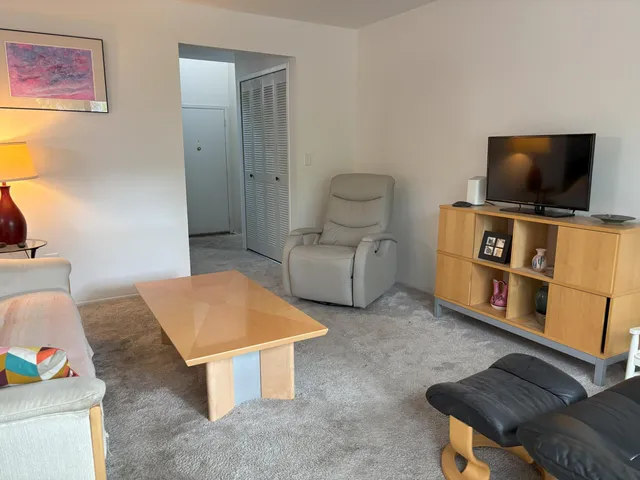 $179,900 | 2114 Hyde Park Drive, Detroit, MI 48207