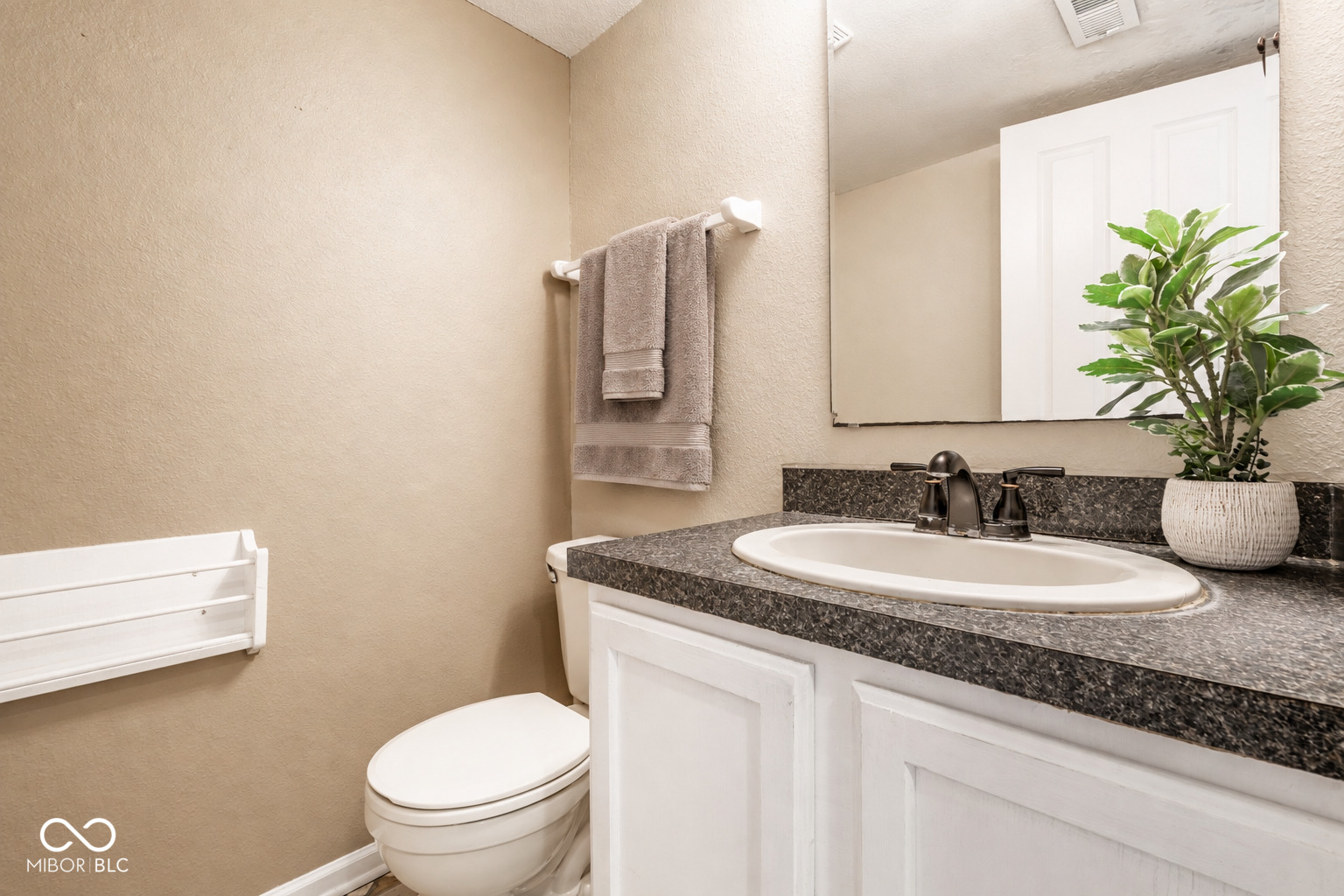 9842 Herald Square Fishers, IN 46038 - Photo 13 of 38 Gallery Image 13