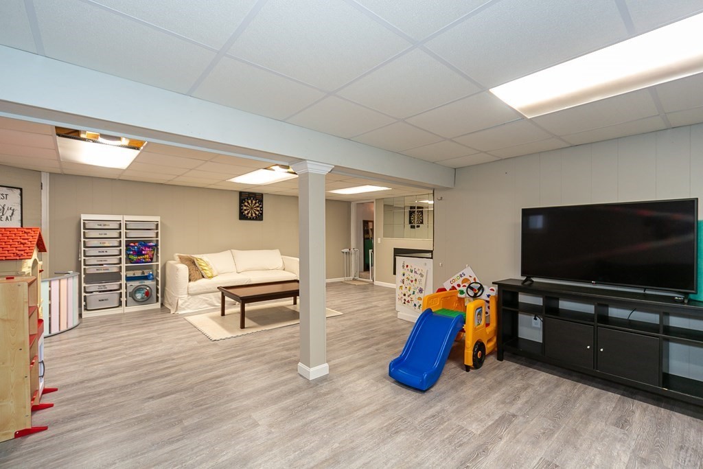 45 Wingate Road Holliston, MA 01746 - Photo 24 of 33 Gallery Image 24