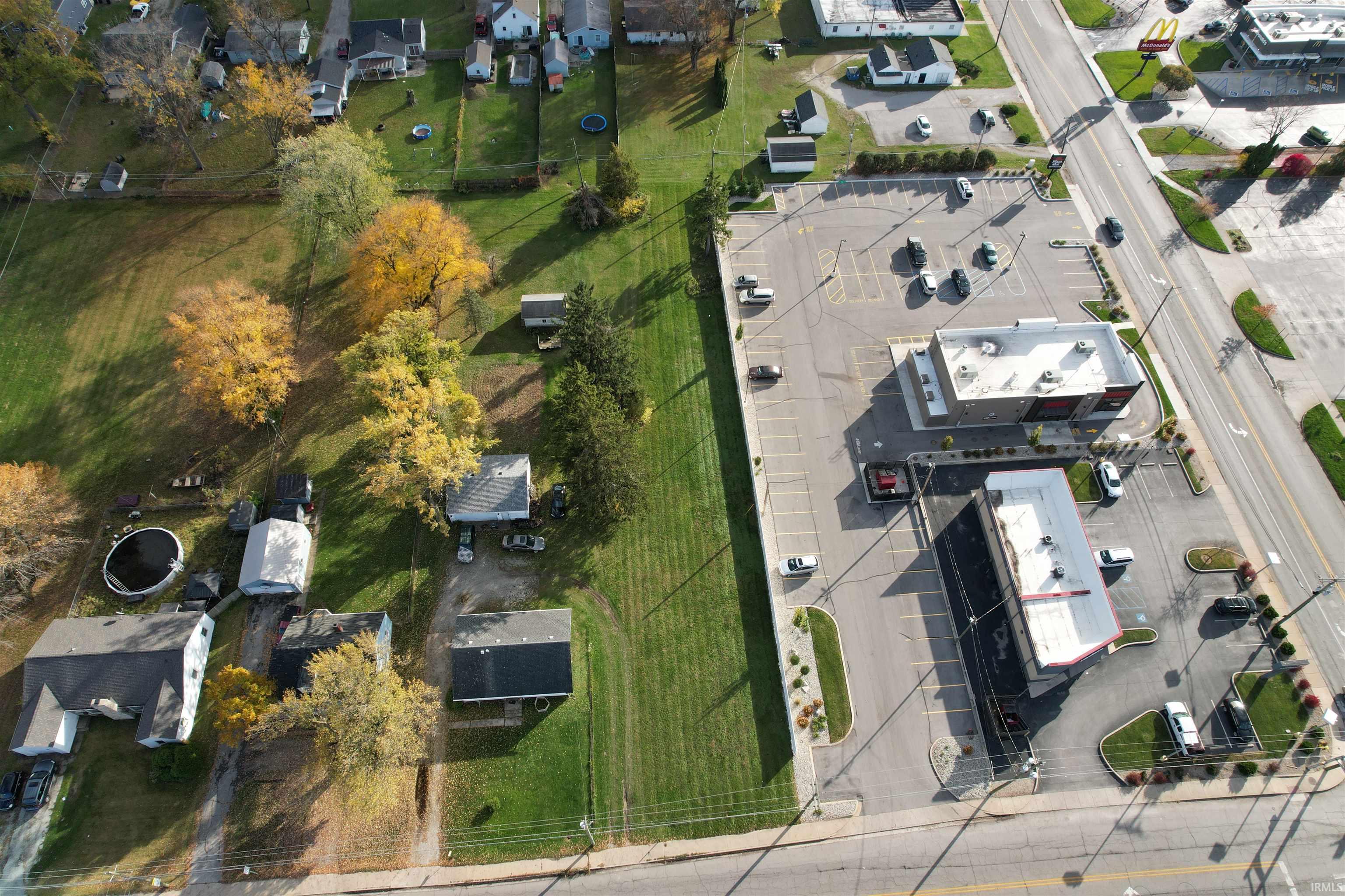 2319 Lower Huntington Road Fort Wayne, IN 46819 - Photo 8 of 13