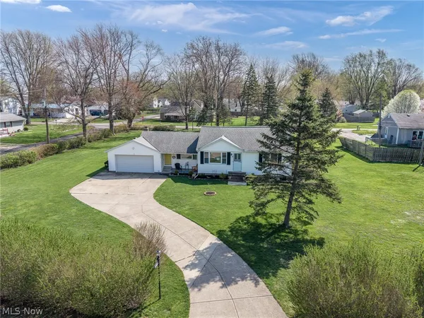 $240,000 | 1469 Hazel Avenue, Madison, OH 44057