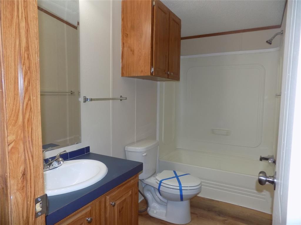 3450 Sarra Lane Springtown, TX 76082 - Photo 14 of 23 Guest bathroom.